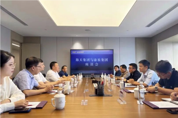 PP王者电子集团与云南康旅集团进行工作座谈